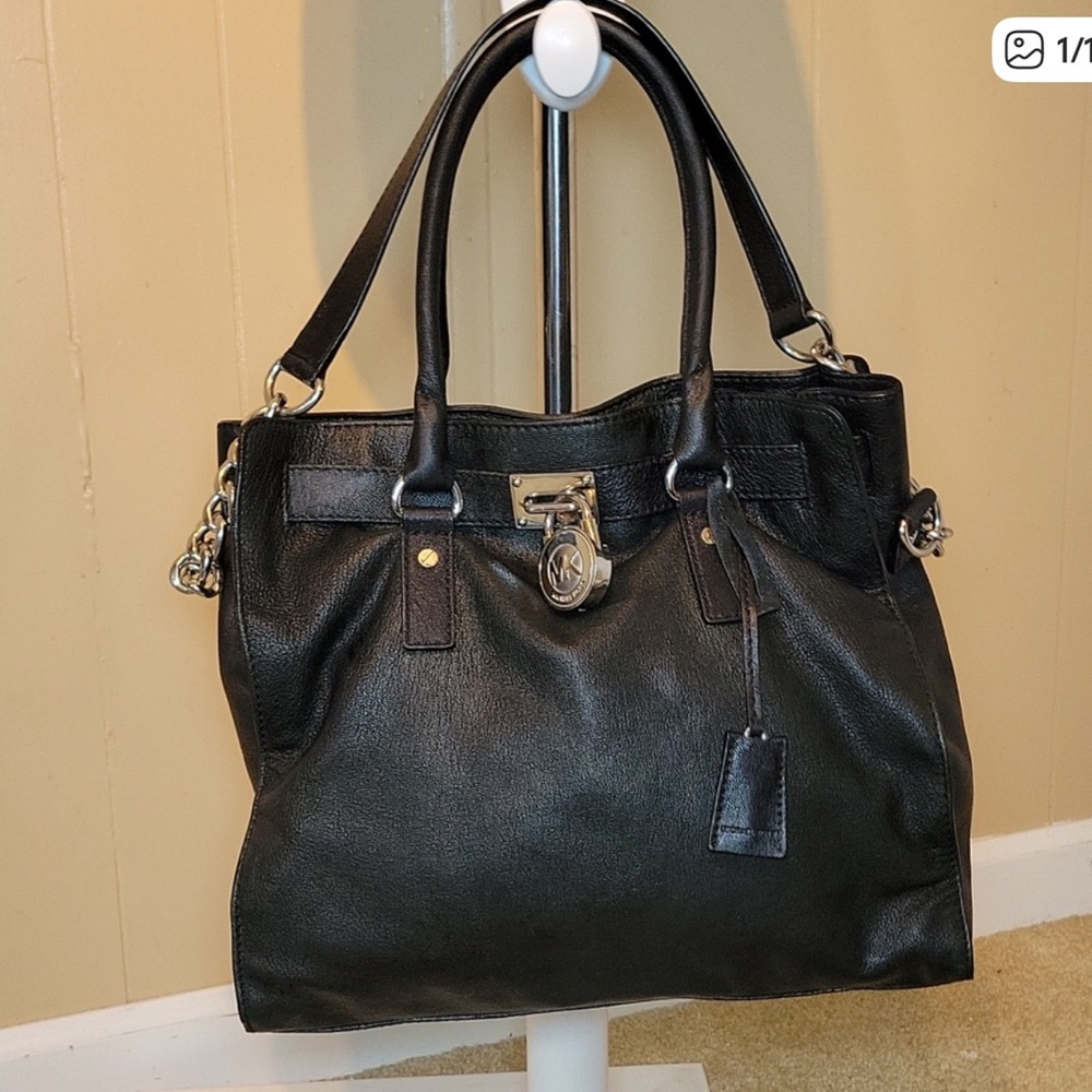 Michael Kors Classic Black Leather Hamilton Purse